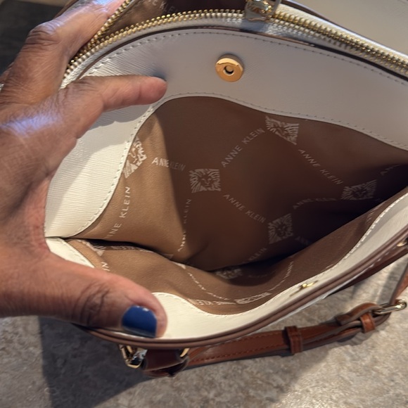 Anne Klein Alma Type bag with Crossbody Strap and Handles - Picture 8 of 10